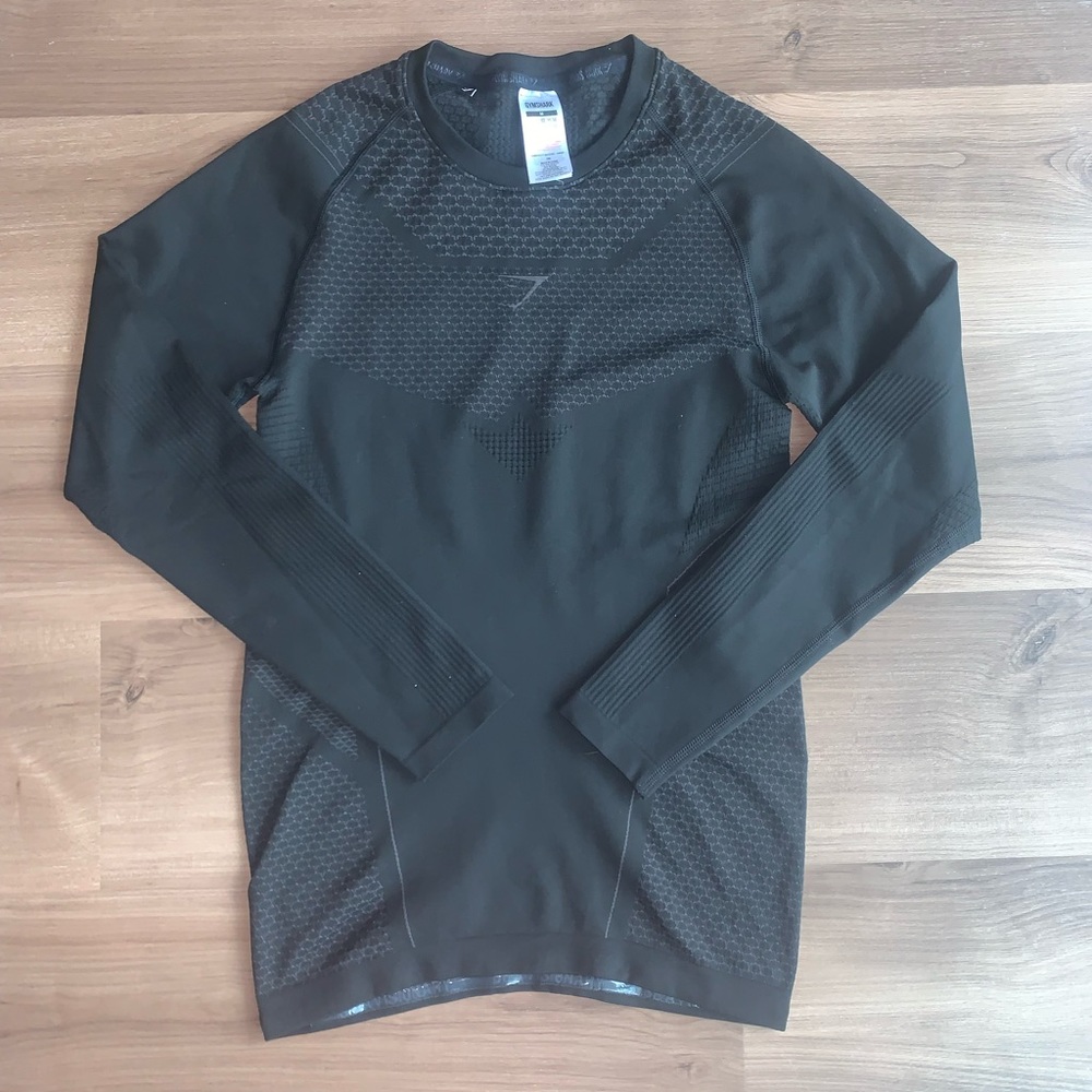NWOT Men’s Medium Gymshark Onyx Long Sleeve